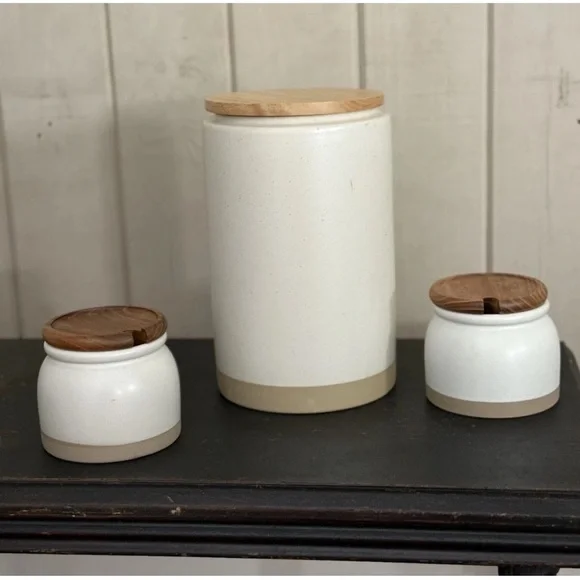 Hearth & Hand & Threshold Stoneware Container Set of 3. New! - Picture 1 of 9